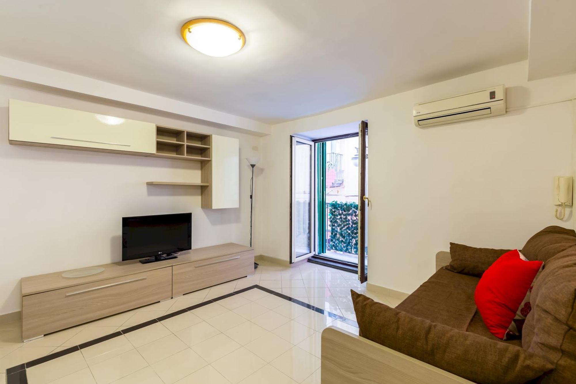 Ferienwohnung Qs1 - Indipendent Flat In Center Neapel Exterior foto